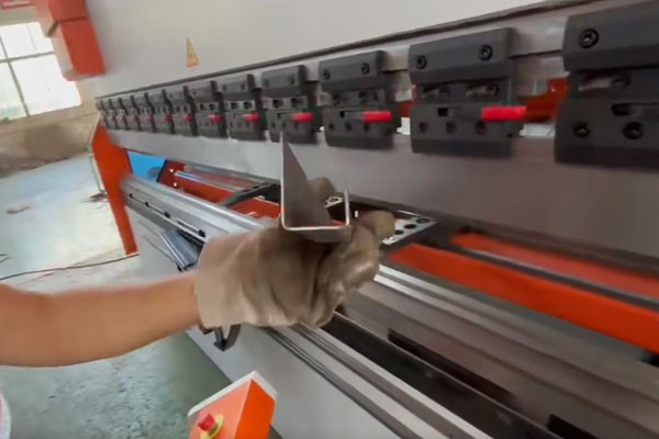 bending machine