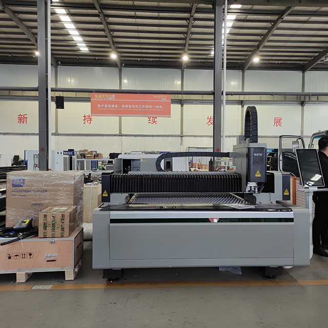 Stainless Steel Laser Cutting Machine with 1000 Watts Fiber Laser for Sale