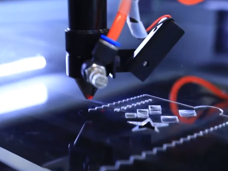 laser cutting machine metal
