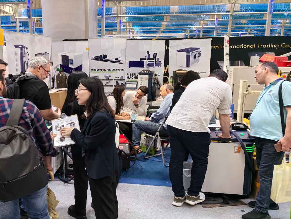 the 135th China Import and Export Fair weld